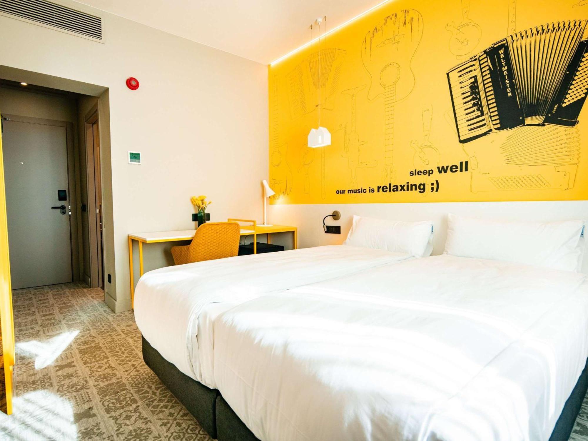 Ibis Styles Sibiu Arsenal Hotell Exteriör bild