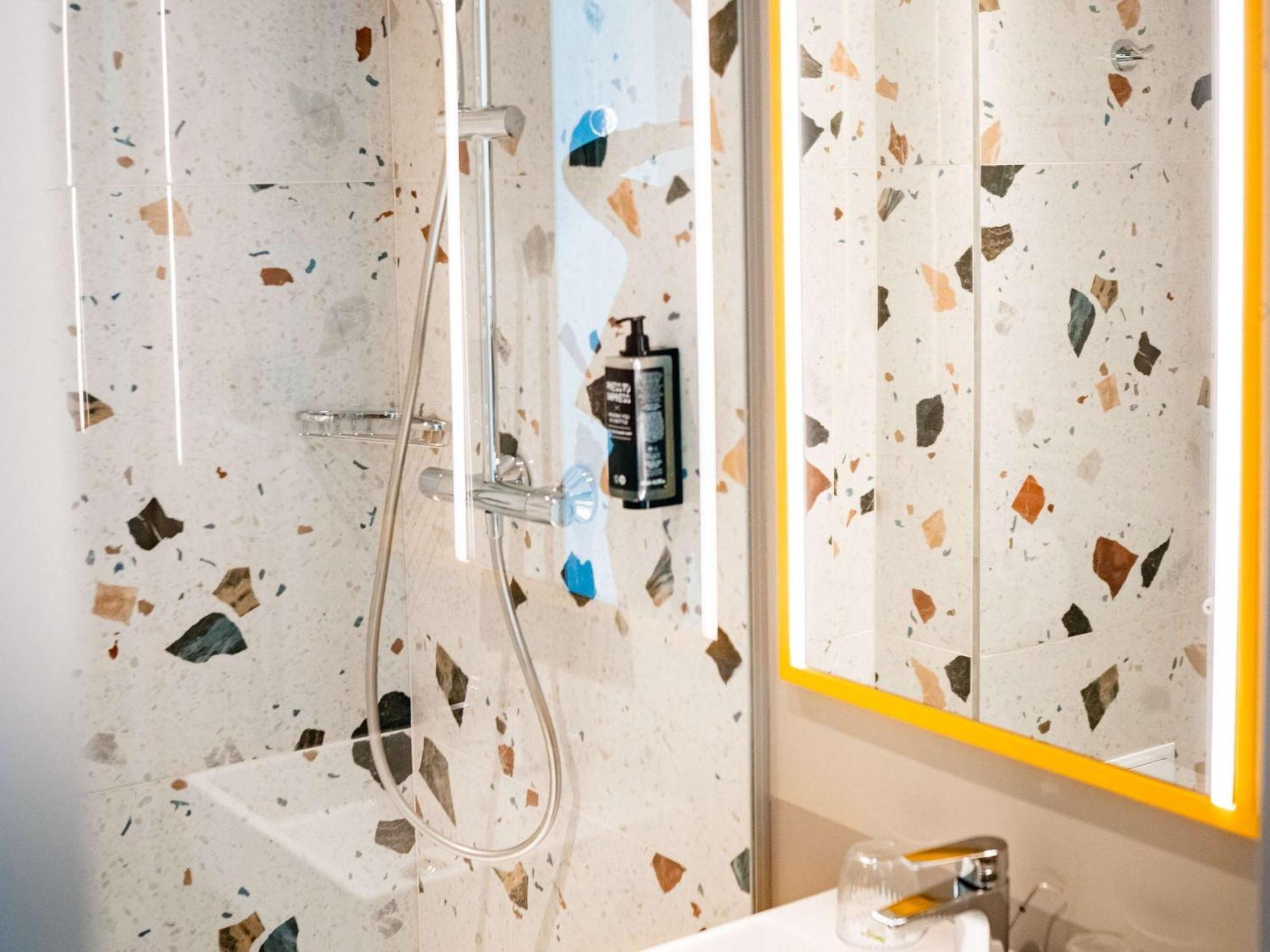 Ibis Styles Sibiu Arsenal Hotell Exteriör bild