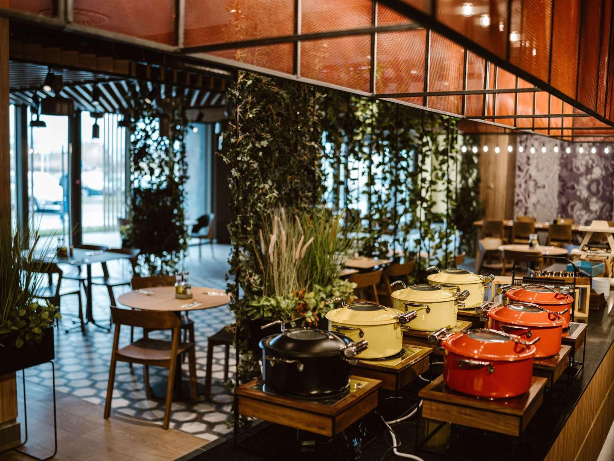 Ibis Styles Sibiu Arsenal Hotell Exteriör bild