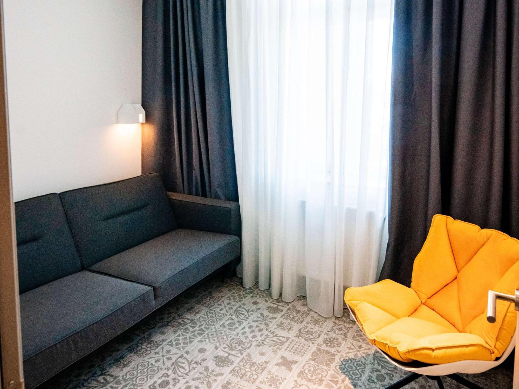 Ibis Styles Sibiu Arsenal Hotell Exteriör bild