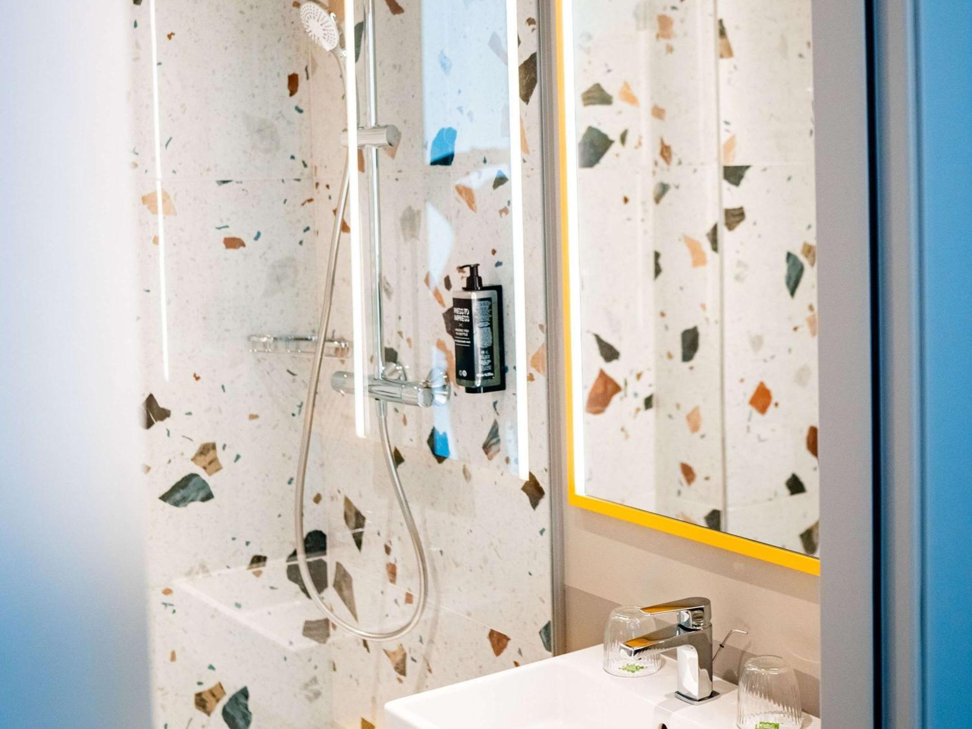 Ibis Styles Sibiu Arsenal Hotell Exteriör bild