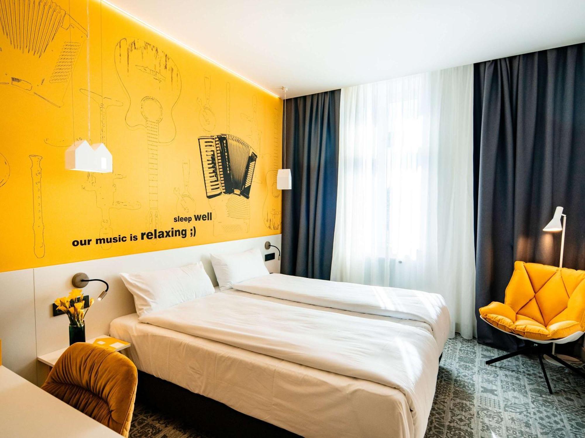 Ibis Styles Sibiu Arsenal Hotell Exteriör bild