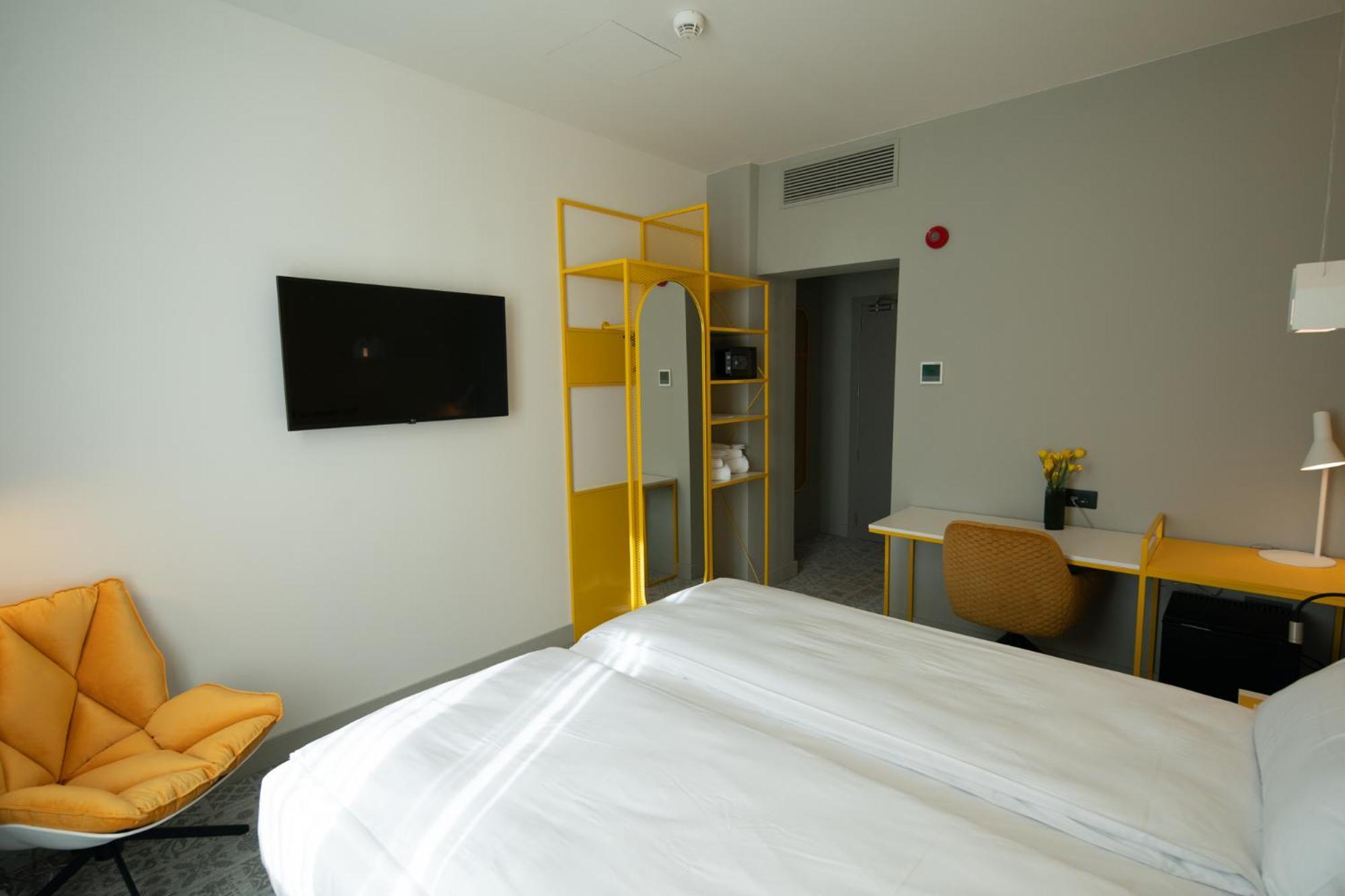 Ibis Styles Sibiu Arsenal Hotell Exteriör bild