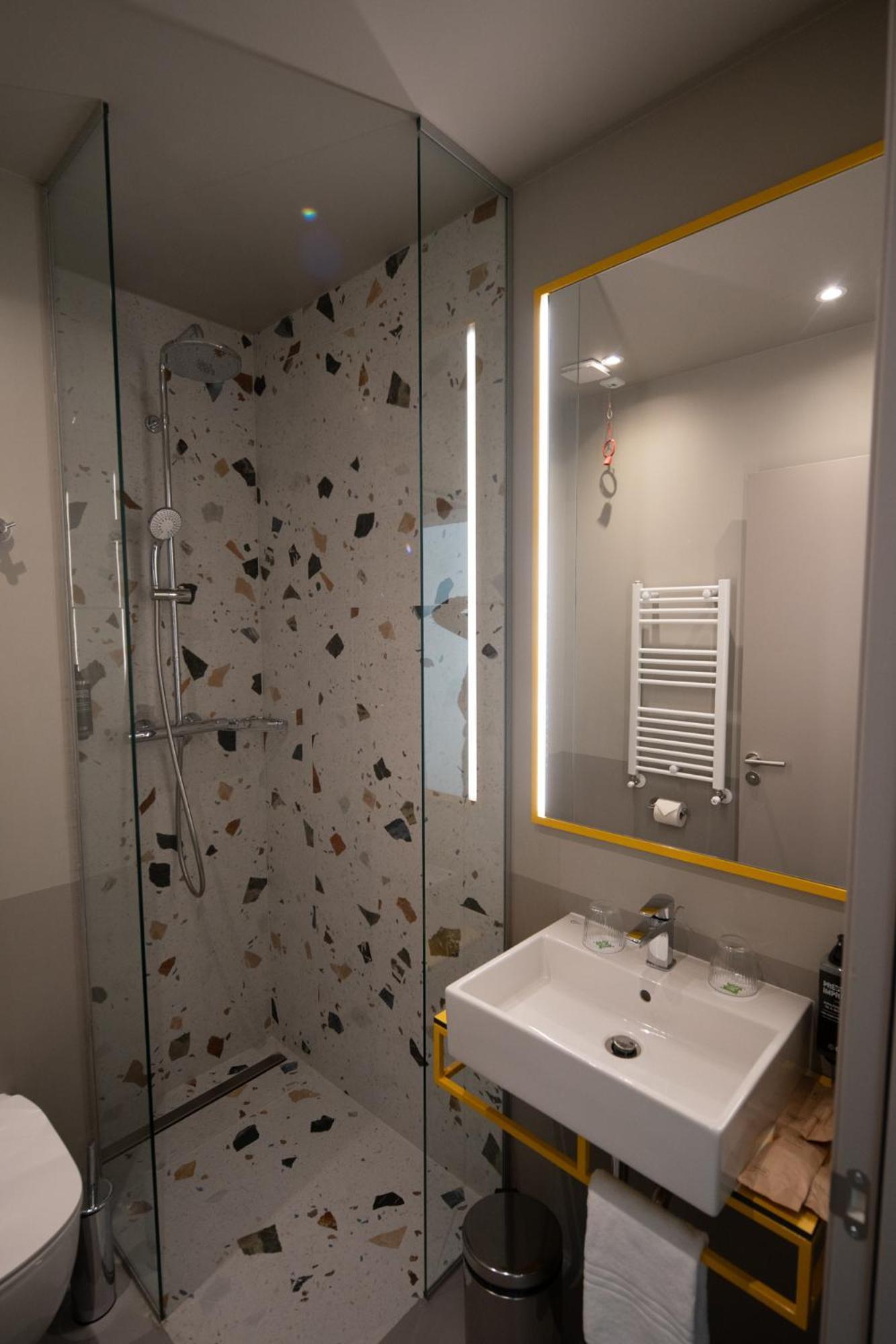 Ibis Styles Sibiu Arsenal Hotell Exteriör bild